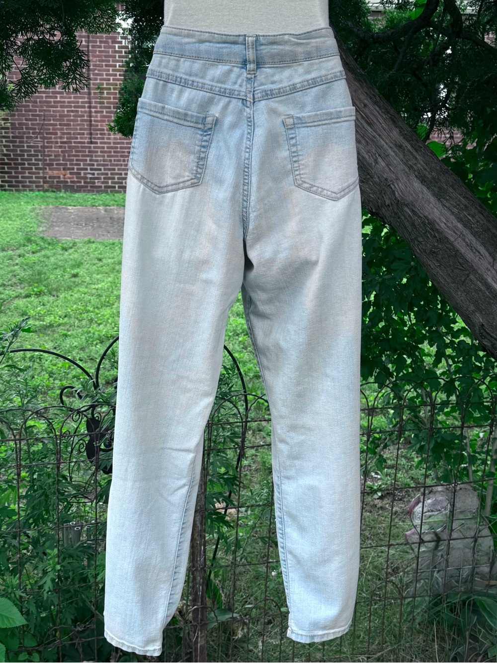 d.jeans 30” Waist Mid Rise Size 6 Light Denim Wash Straight Leg Jeans - Picture 4 of 11